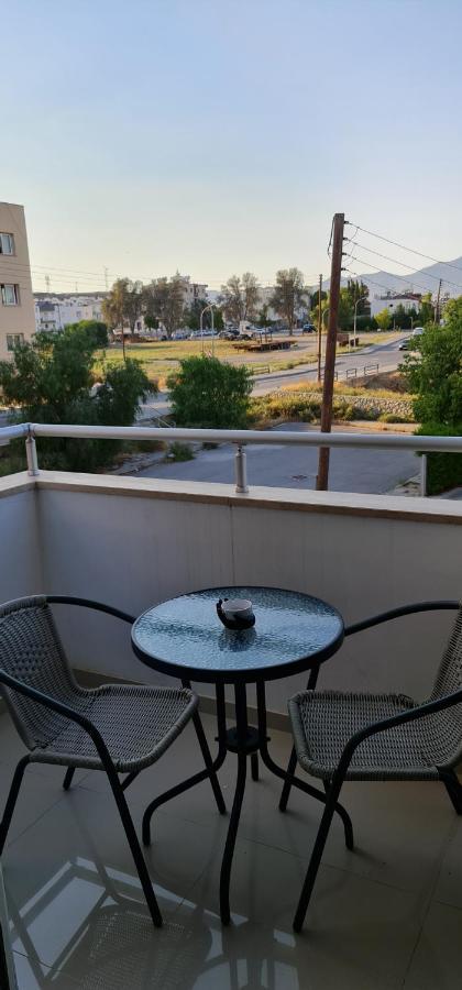 Oytam Apt Nikosia Exterior foto