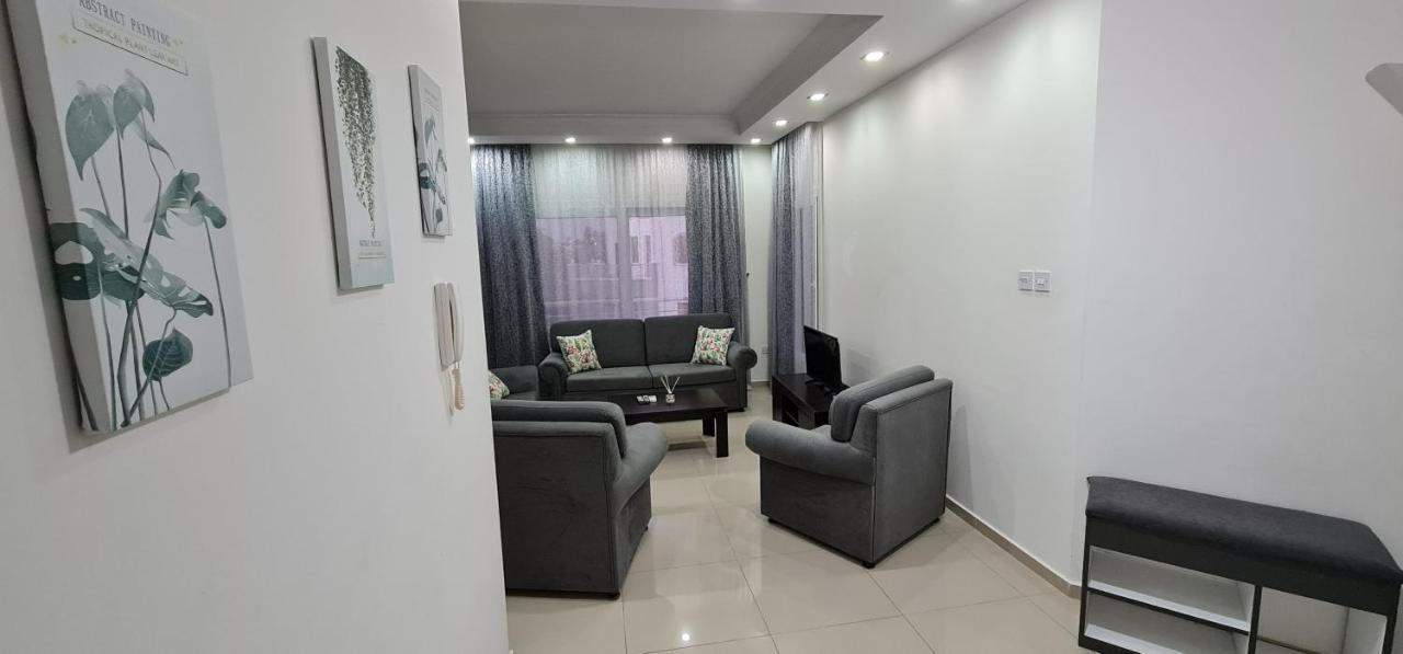 Oytam Apt Nikosia Exterior foto
