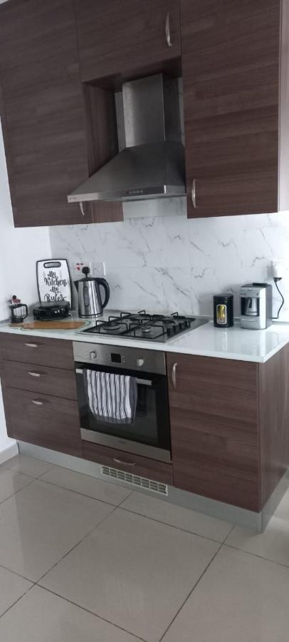Oytam Apt Nikosia Exterior foto